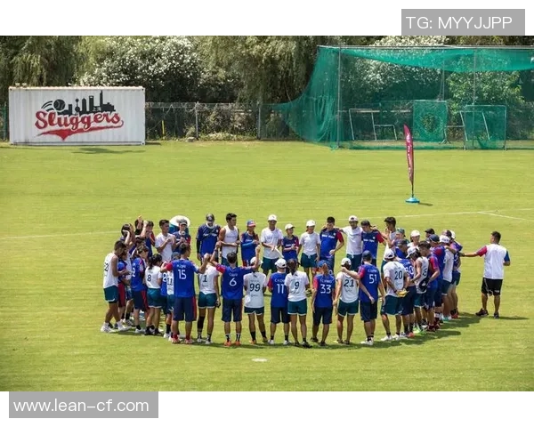 飞盘战术解析：杭州飞盘队如何利用边路渗透提升比赛优势